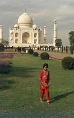 India, Agra, Taj Mahal., 1972, Lőw Miklós, colorful, mausoleum, Mughal architecture, Ustad Ahmad Lahauri-design, Fortepan #93698