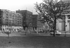 Magyarország, Budapest V.,Budapest VII., Deák Ferenc tér a Károly (Tanács) körút felé nézve, szemben a Madách-házak., 1966, Fortepan/Album004, városkép, Budapest, Fortepan #93880