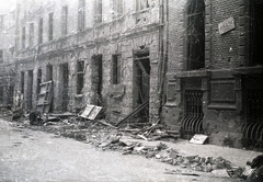 Hungary, Budapest VI., Aradi utca 61. és 59. számú ház., 1944, Pálfi András, bombing, damaged building, street name sign, Budapest, Fortepan #93933