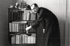 1939, Pálfi András, book, priest, bookshelf, teacher, Fortepan #94000