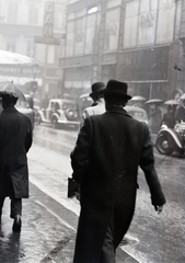 Magyarország, Budapest V., Váci utca a Kristóf tér felé nézve., 1941, Vaskapu utca, Budapest, Fortepan #94295