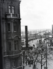 Magyarország, Budapest IX., Boráros tér és a Petőfi (Horthy Miklós) híd a Ferenc körút - Mester utca saroktól nézve., 1941, Vaskapu utca, neon felirat, Budapest, Duna-híd, Álgyay Hubert Pál-terv, Fortepan #94406