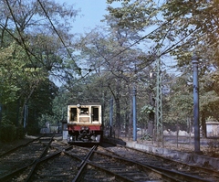 Magyarország, Városliget, Budapest XIV., a Millenniumi Földalatti Vasút mára megszűnt felszíni szakasza a Hősök tere és a Széchenyi fürdő között., 1969, UVATERV, színes, földalatti, Budapest, Fortepan #94830