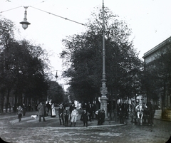 Németország, Berlin, Unter den Linden., 1911, Magyar Földrajzi Múzeum / Diagyűjtemény, lovaskocsi, járókelő, utcakép, lámpaoszlop, Fortepan #95057