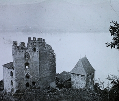 Hungary,Danube Bend, Visegrád, Alsóvár, szemben a lakótorony / Salamon-torony és jobbra a vár északi kaputornya., 1906, Magyar Földrajzi Múzeum / Diagyűjtemény, castle ruins, Fortepan #95147