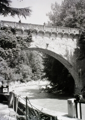 Olaszország, Merano, Steinerner Steg (Ponte Romano) kőhíd a Passer folyó felett., 1929, Schermann Ákos, Schermann Szilárd, Fortepan #95357