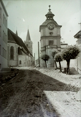 Szlovákia, Szepesváralja, Szepeshely (ekkor önálló, ma a város része), balra a Szent Márton székesegyház, szemben a püspöki székhely harangtornya., 1932, Schermann Ákos, Schermann Szilárd, Csehszlovákia, székesegyház, harangtorony, Fortepan #95476