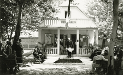 Magyarország, Balatonboglár, Neÿ Ákos a Duna-Száva-Adria Vasút igazgatója a Balatonboglári Fürdőegylet ünnepélyén beszédet mond., 1936, Buzinkay Géza, Fortepan #96151