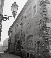 Magyarország, budai Vár, Budapest I., Anna utca az Úri utcából nézve., 1960, Kotnyek Antal, épített örökség, utcakép, gázlámpa, Budapest, Fortepan #96495