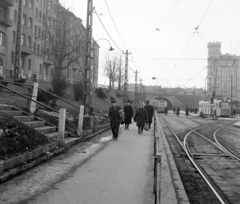 Magyarország, Budapest XII.,Budapest I.,Budapest II., Széll Kálmán (Moszkva) tér, balra a Vérmező út házsora, jobbra a Postapalota., 1970, UVATERV, Budapest, postahivatal, Sándy Gyula-terv, Fortepan #96698