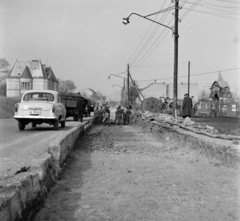 Magyarország, Budapest XI., Budaörsi út a Pannonhalmi úttól a Hamzsabégi út irányába nézve., 1965, UVATERV, Moszkvics-márka, útépítés, Budapest, Moszkvics 407, Fortepan #97098