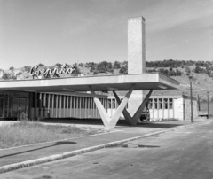 Magyarország, Aggtelek, Cseppkő szálló., 1967, UVATERV, modern építészet, neon felirat, Fortepan #97339