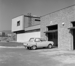 Magyarország, Budapest XI., Boldizsár utca, a Magyar Autóklub Műszaki Állomása., 1970, UVATERV, Zaporozsec-márka, Budapest, műszaki állomás, Fortepan #97964