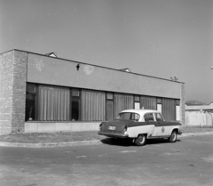 Magyarország, Budapest XI., Boldizsár utca, a Magyar Autóklub Műszaki Állomása., 1970, UVATERV, GAZ M21 Volga, rendszám, Magyar Autóklub, Budapest, Fortepan #97965