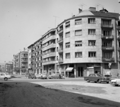 Magyarország, Budapest II., Csalogány utca, előtérben a Fő utcai kereszteződés., 1971, UVATERV, Budapest, Fortepan #98054