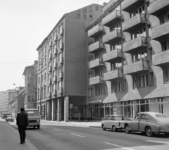 Magyarország, Budapest I., Fő utca a Csalogány utca felől a Batthyány utca felé nézve., 1971, UVATERV, Budapest, Fortepan #98080