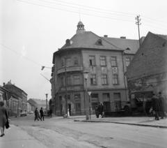 Magyarország, Pécs, Móricz Zsigmond tér a Bajcsy-Zsilinszky utca felé nézve, szemben a Zólyom utca., 1972, UVATERV, Fortepan #98223