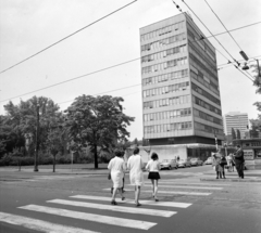 Magyarország, Budapest VIII., Üllői út, szemben a Szigony utcában a Kísérleti Orvostudományi Kutató Intézet épülete., 1972, UVATERV, Budapest, Fortepan #98264