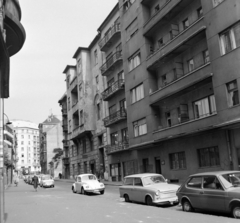 Magyarország, Budapest II., Fényes Elek utca a Margit körúttól (Mártírok útja) a Keleti Károly utca felé nézve., 1972, UVATERV, Trabant-márka, utcakép, Fiat-márka, automobil, Fiat 850, Fiat 127, Volkswagen Bogár, Budapest, Funkcionalizmus, Guttmann Gyula-terv, Fortepan #98304