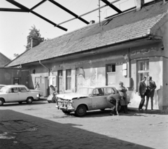 Magyarország, Budapest XIV., Volántourist Vállalat telephelye a Jerney utca - Lengyel utca sarkon., 1972, UVATERV, Volán-szervezet, Budapest, Fortepan #98341