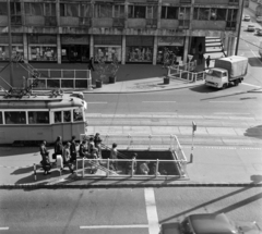 Magyarország, Budapest VIII., József körút az Üllői úti villamosmegállónál., 1972, UVATERV, villamos, aluljáró, Budapest, Fortepan #98354