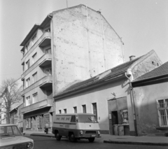 Magyarország, Budapest XII., Városmajor utca a Csaba utca felé nézve, szemben a 15. számú ház., 1972, UVATERV, Budapest, Fortepan #98379