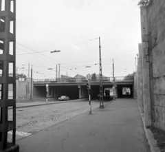 Magyarország, Budapest VI.,Budapest XIV., Dózsa György út, aluljáró a Vágány utca irányába az Állatkert kerítése mellől nézve., 1973, UVATERV, Budapest, Fortepan #98491