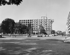 Magyarország, Kecskemét, Kossuth tér, Aranyhomok Hotel., 1974, UVATERV, Fortepan #98738