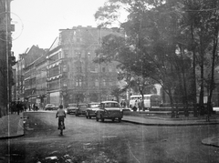 Magyarország, Budapest VIII., Harminckettesek tere, a Kisfaludy utca - Kis Stáció utca sarkáról nézve., 1968, Fortepan, Budapest, Fortepan #9876