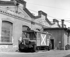 Hungary, Budapest IX., Könyves Kálmán körút, Ferencváros kocsiszín., 1975, UVATERV, tram, snow sweeper, Budapest, carbarn, Fortepan #98876