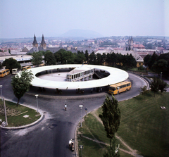 Magyarország, Eger, autóbusz-pályaudvar., 1978, UVATERV, színes, Ikarus-márka, modern építészet, buszpályaudvar, Volán-szervezet, autóbuszállomás, autóbusz, Ikarus 266, Fortepan #99218