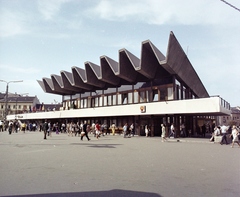 Magyarország, Budapest II., Széll Kálmán (Moszkva) tér, a metróállomás csarnoka., 1973, UVATERV, színes, metróállomás, Budapest, Fortepan #99307