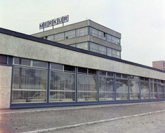 Magyarország, Csepeli Szabadkikötő, Budapest XXI., Petróleum utca 4., Merkur Személygépkocsi Értékesítő Vállalat, irodaépület., 1974, UVATERV, színes, Budapest, Merkur Személygépkocsi Értékesítő Vállalat, Fortepan #99330