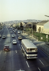 Magyarország, Budapest XI., Budaörsi út a Sasadi úti gyalogos felüljáróról a Dayka Gábor úti felüljáró felé nézve., 1976, UVATERV, színes, forgalom, autóbusz, Moszkvics 408, Volvo 140, VAZ 2101, Ikarus 556, Budapest, Ikarus-márka, Fortepan #99371