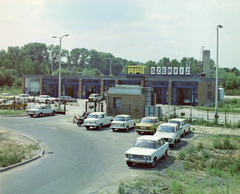 Magyarország, Balassagyarmat, Régimalom utca 2., AFIT Szervíz., 1976, UVATERV, színes, gépjárműszerviz, rendszám, Polski Fiat 125p, AFIT-szervezet, Fortepan #99398