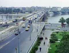 Magyarország, Budapest II., Margit híd a budai hídfő felől., 1978, UVATERV, színes, híd, építkezés, Fiat 850, Budapest, Fortepan #99437