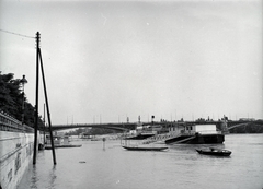 Hungary, Budapest II., budai alsó rakpart, Szent Gellért gőzhajó a Bem József (Pálffy) téri hajóállomáson., 1941, Kurutz Márton, ship, flood, boat, steamboat, Szőke Tisza I./Táncsics/Szent Gellért ship, Budapest, Fortepan #9946