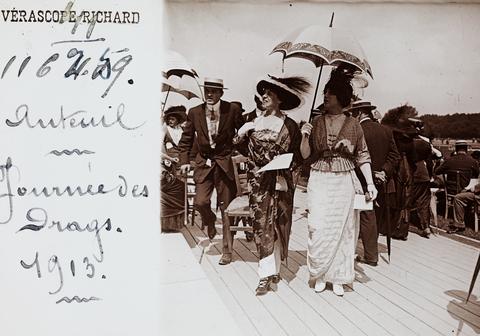 5000 fotó időutazóknak