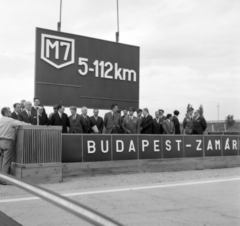 Fortepan ABC – Betűkkel a zűrzavaros XX. századon át